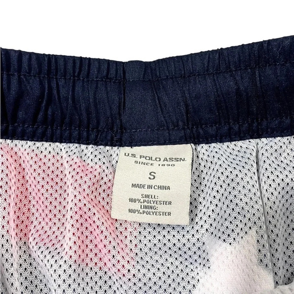 NWT U.S. Polo Assn Men’s US Flag Swim Trunks - Picture 4 of 5